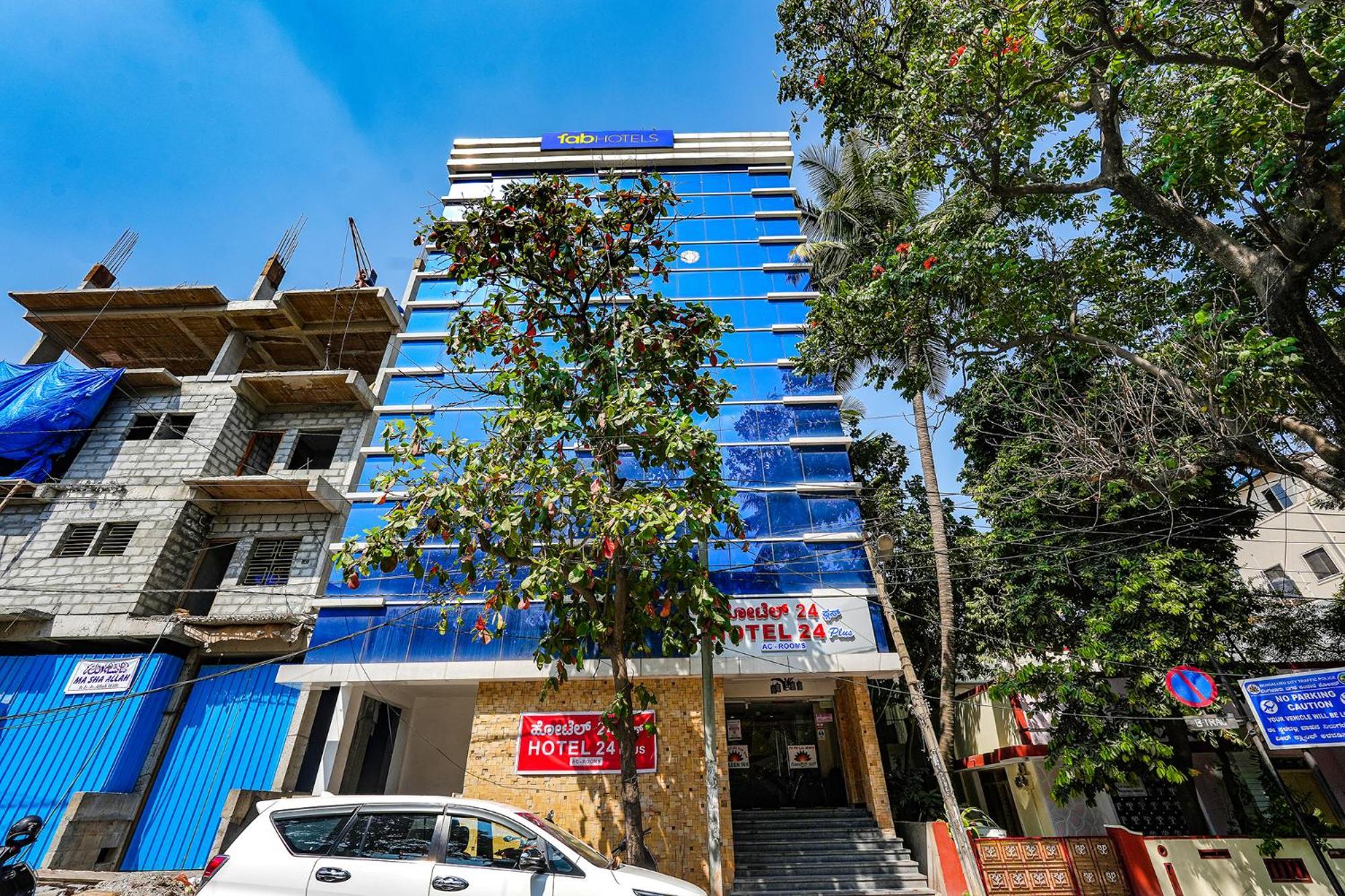 Fabexpress 24 Plus - Nr Sagar Hospital Bangalore Exterior photo